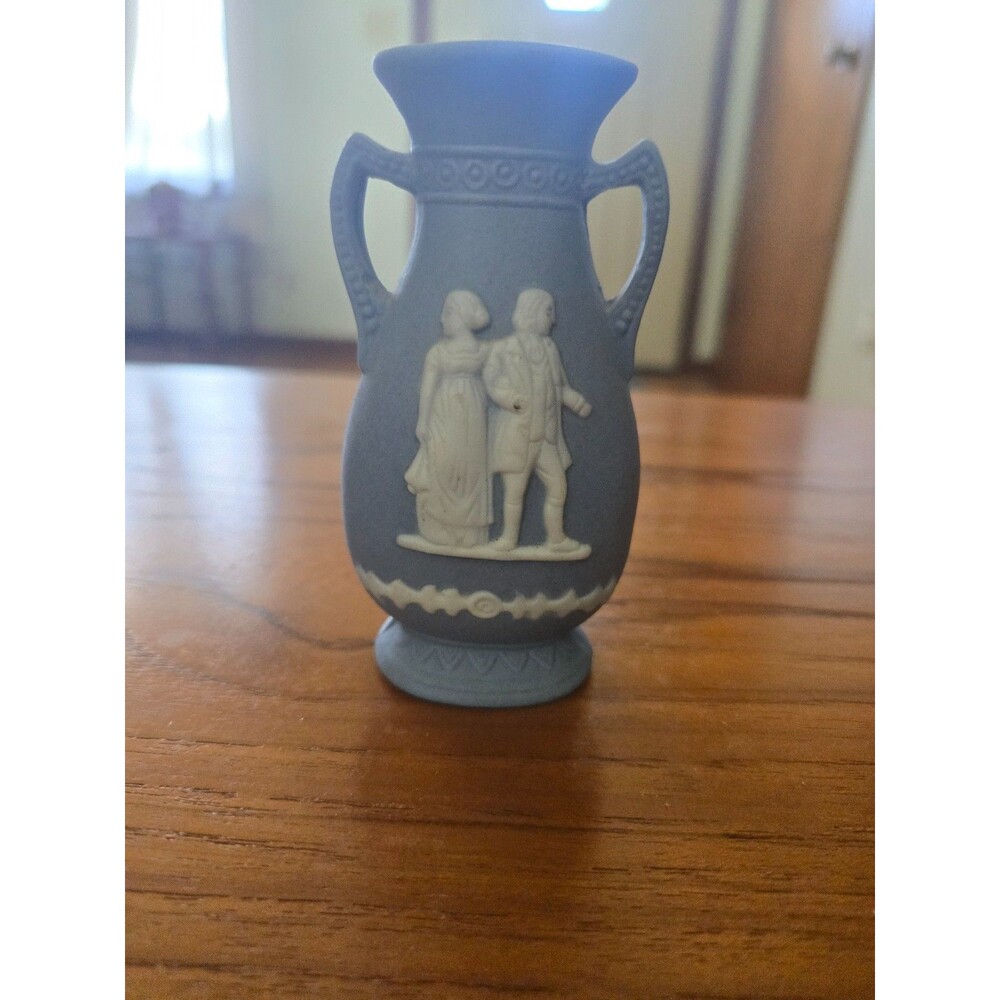 Vtg Wedgewood Miniature Blue and White Jasperware Handled Vase